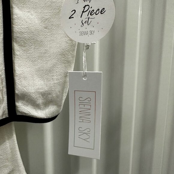 Pant Set - Picture 2 of 4